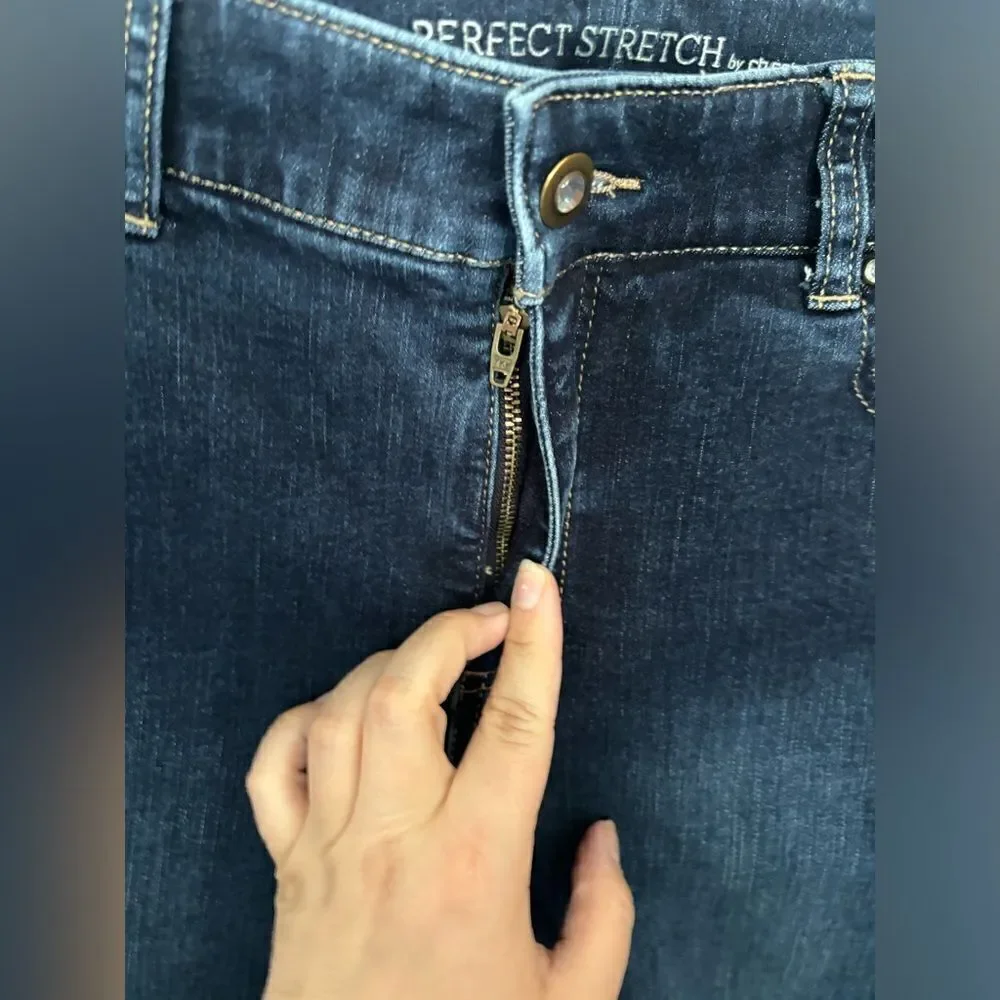 Chico's Perfect Stretch Dark Wash Denim Capri Jeans Size 0.5 23